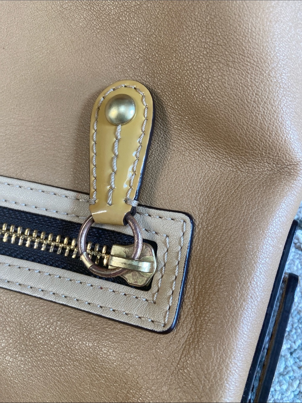 Coach 2008 Bonnie Leather Fold Over Crossbody (13388) - Picture 14 of 16